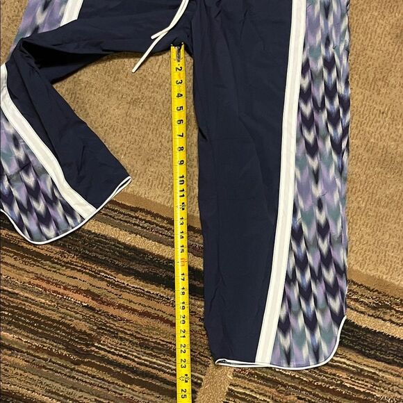 NWOT Free People Navy and White Track Pants - Picture 12 of 12